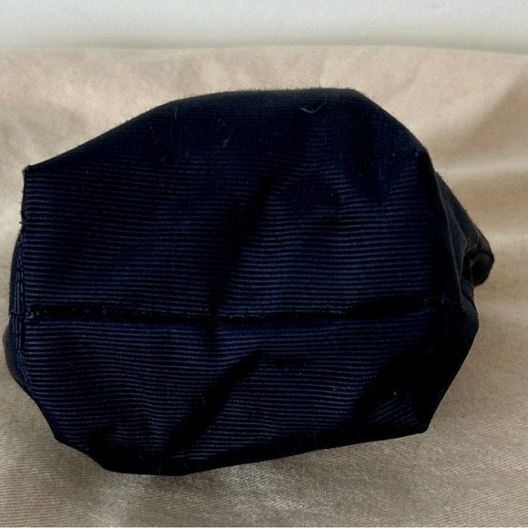 Vintagw Celine Circle Logo Pouch, a rare accessory from the 1990s. - Picture 3 of 7